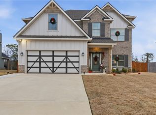 758 Tiger Trl, Opelika, AL 36804