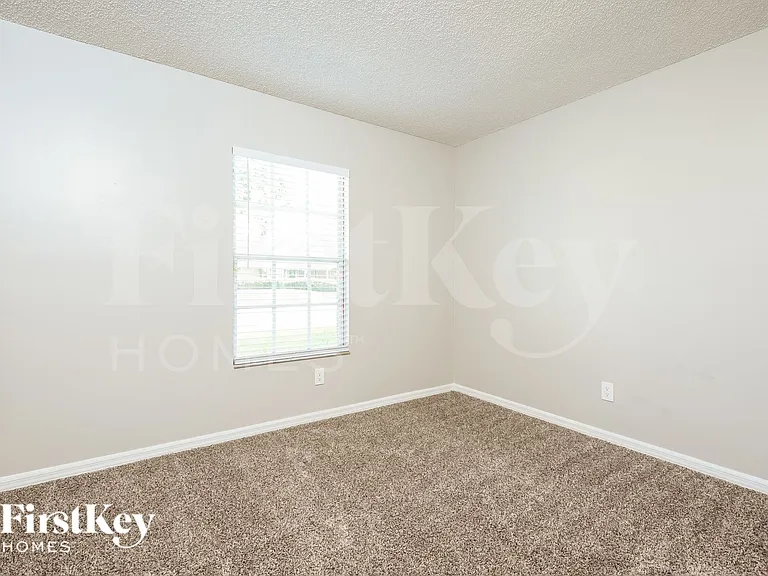 6363 Brack St — Photo 11