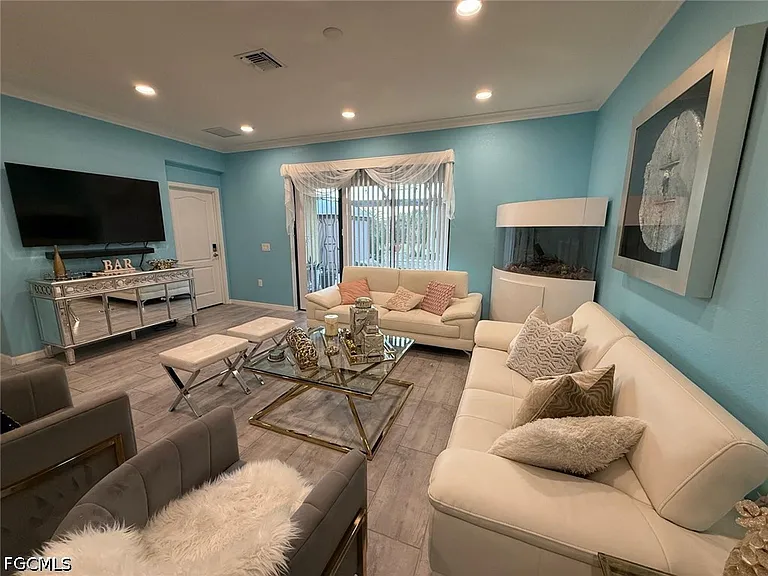 12963 Pemberton Way — Photo 14