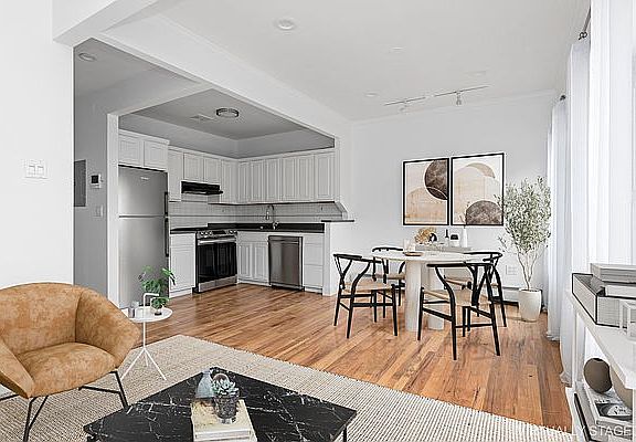 4th image of 479 Atlantic Ave APT 2