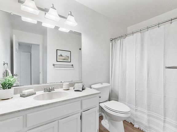 5th image of 391 Alden Court