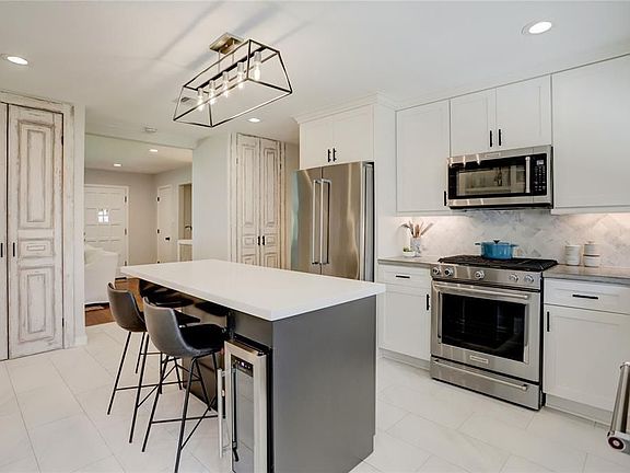 4th image of 3511 Gannett St