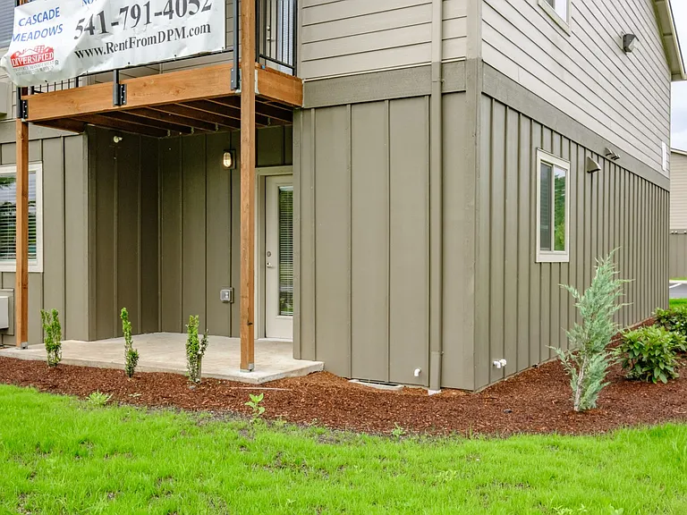 Santiam Gateway Apartments — Photo 46