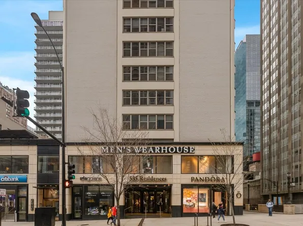 535 N Michigan Ave APT 905, Chicago, IL 60611