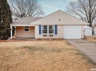 2004 N Michigan Ave, Davenport, IA