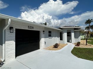 5231 Skylark Ct, Cape Coral, FL 33904