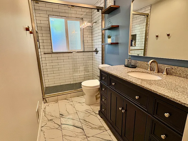 Fully renovated bathroom