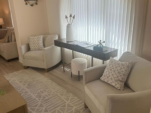 5th image of 361 Bryant Ave
