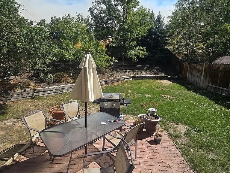 3464 Ridgecrest Dr — Photo 2