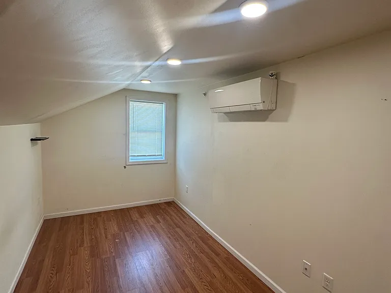 171 Schiller St #A01 — Photo 7