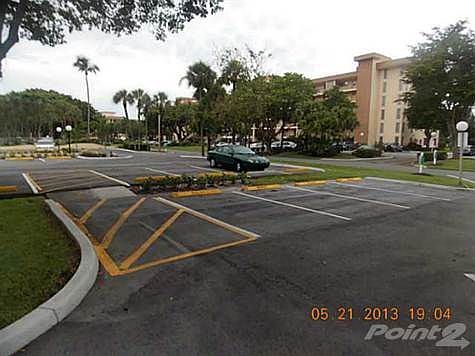 5th image of 2691 S Course Dr APT 205