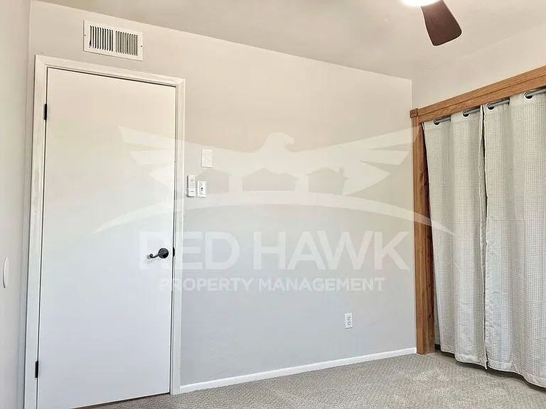 6607 E Sheridan St — Photo 28