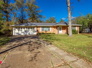 6150 Yarbrough Rd, Shreveport, LA 71119