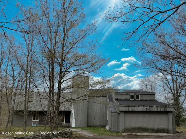 2159 Route 296, Hunter, NY 12442