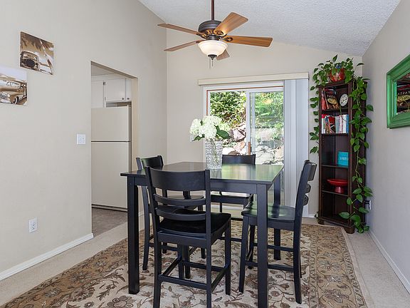 5th image of 17228 Meadowdale Dr