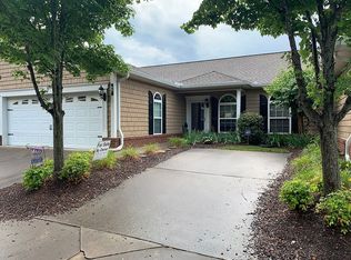 1903 N Summit Dr UNIT 77, Dalton, GA 30721