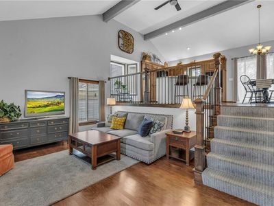 8574 Hauser Ct, Lenexa, KS, 66215