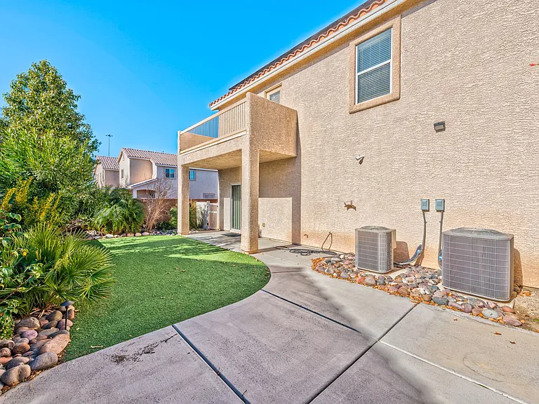 1593 Dark Wolf Ave — Photo 13