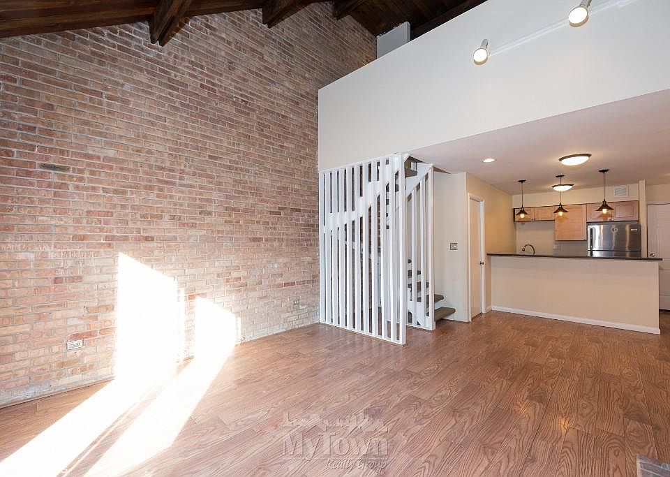 1st image of 2674 N Halsted St APT 6