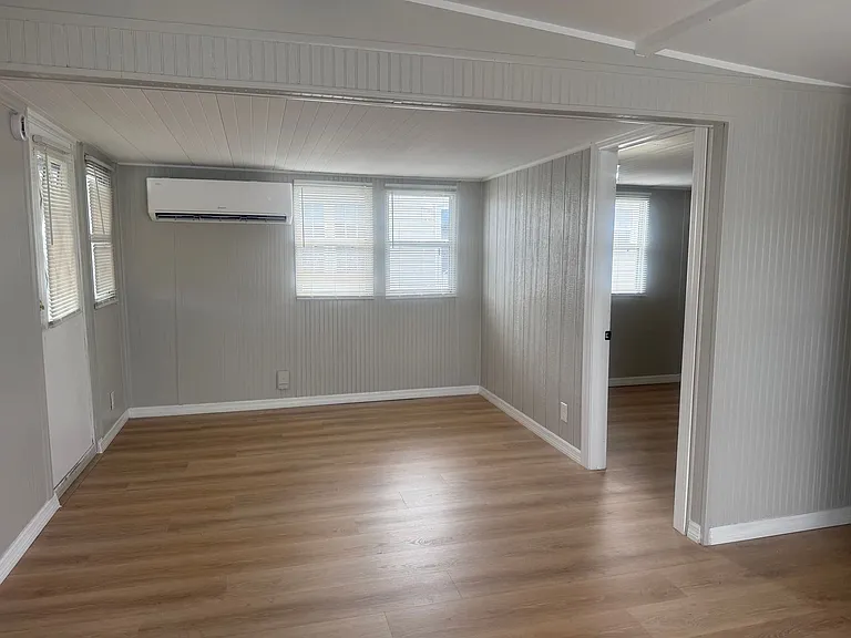 512 51st Avenue Dr W — Photo 33