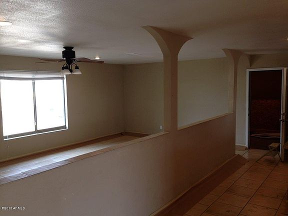 3rd image of 5709 W Hazelwood St