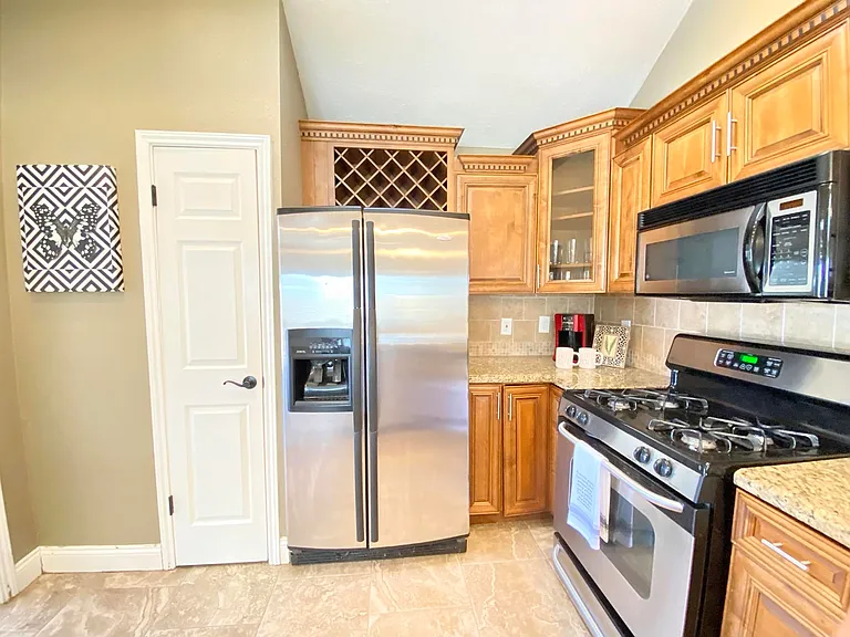 20538 Blue Beech Dr — Photo 14
