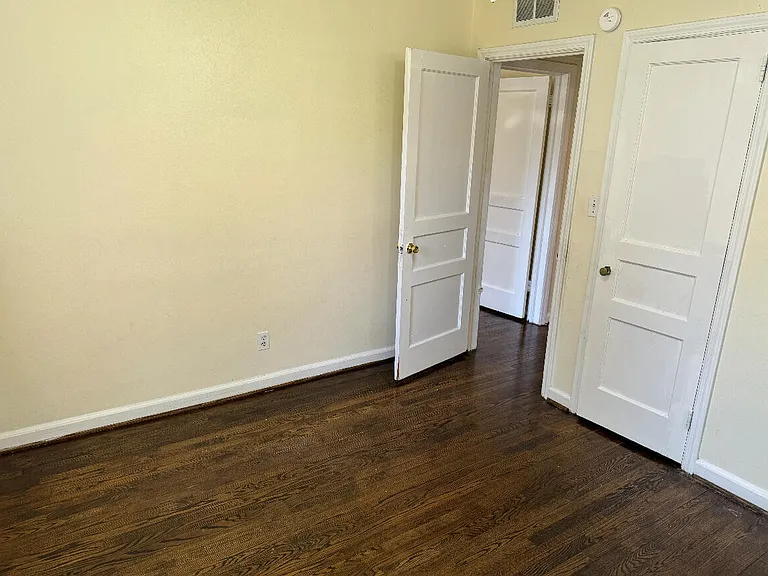 44 Forest Hill Ave NE — Photo 7