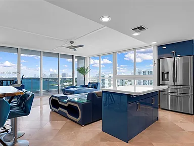 7929 West Dr Miami Beach FL | Zillow