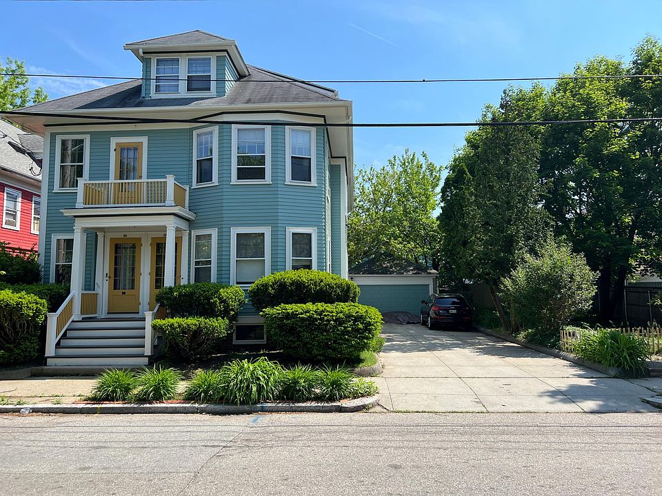 Stately 1920's House on Tree-Lined Historic Street