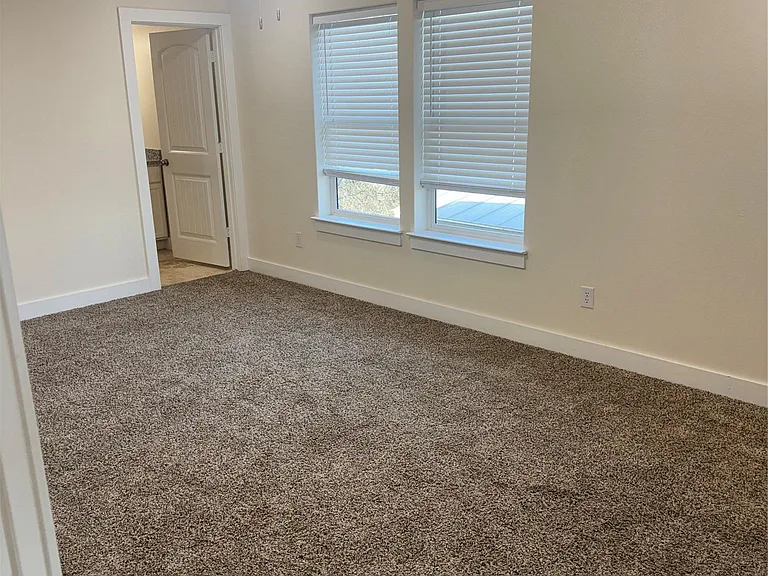 5706 Melody Ln #3 — Photo 5