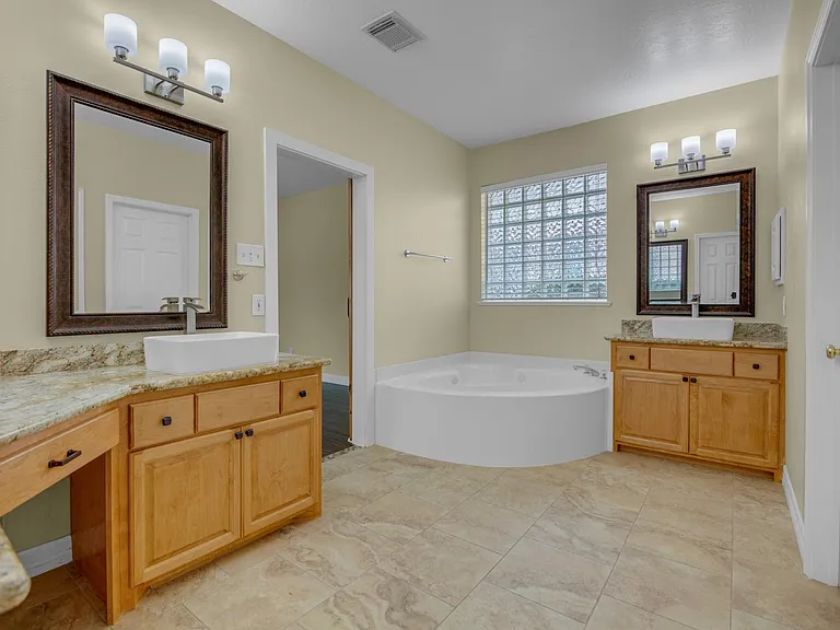 2919 Silverbit Trail Ln — Photo 19