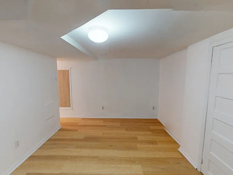 634 Dovercourt Rd #6 — Photo 11