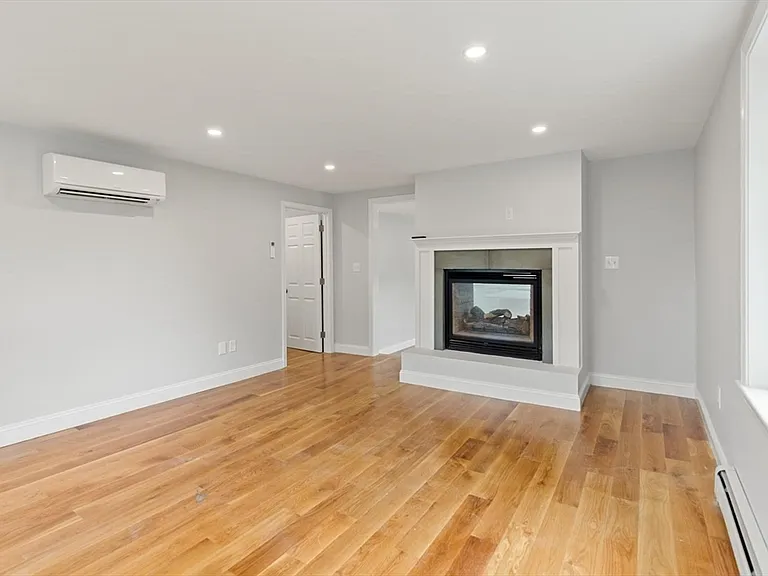 63 Pleasant St #2 — Photo 9