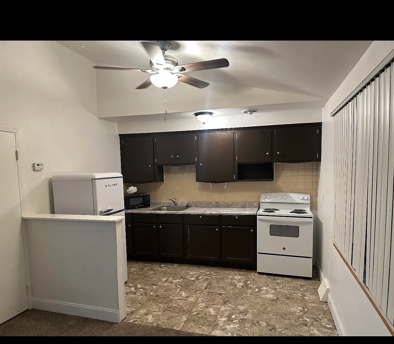 1 bed, 500 sqft, $950 — Photo 1