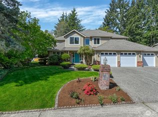 6013 118th Ave SE, Bellevue, WA 98006