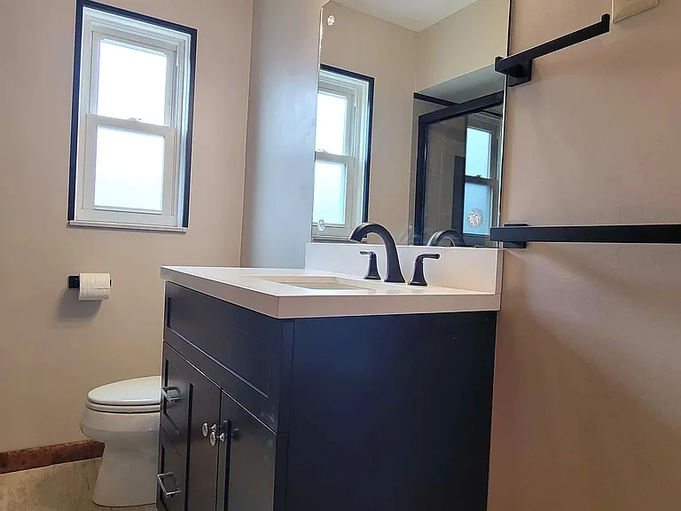 1682 Southbend Dr #2 — Photo 12