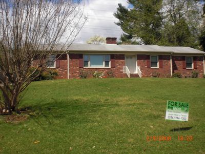 5130 Williamsburg Rd, Winston Salem, NC, 27106