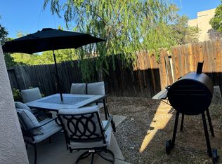 4609 Via Macduffee Rd NE, Albuquerque, NM 87111