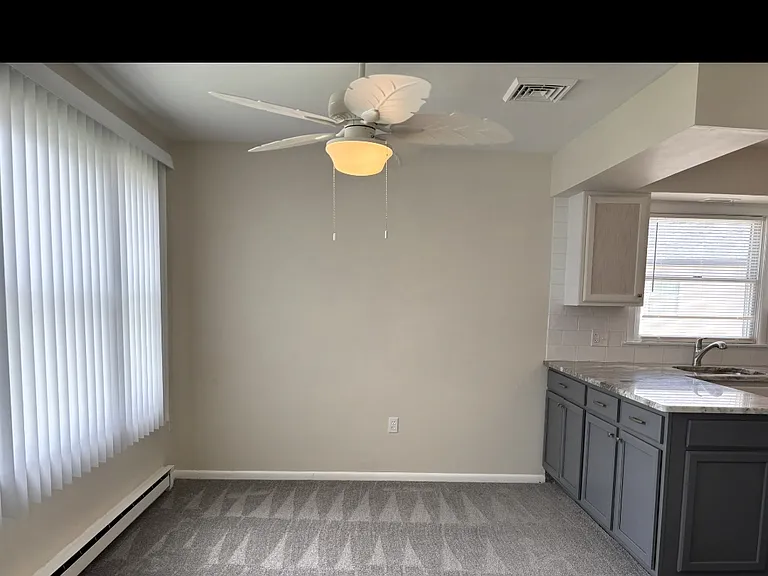 33 Lighthouse Dr #B — Photo 13