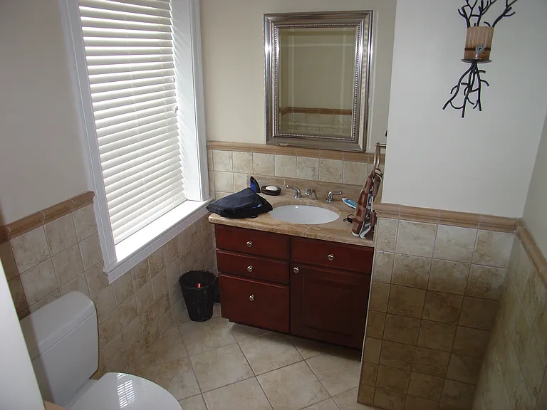 779 E 5th St #3 — Photo 12