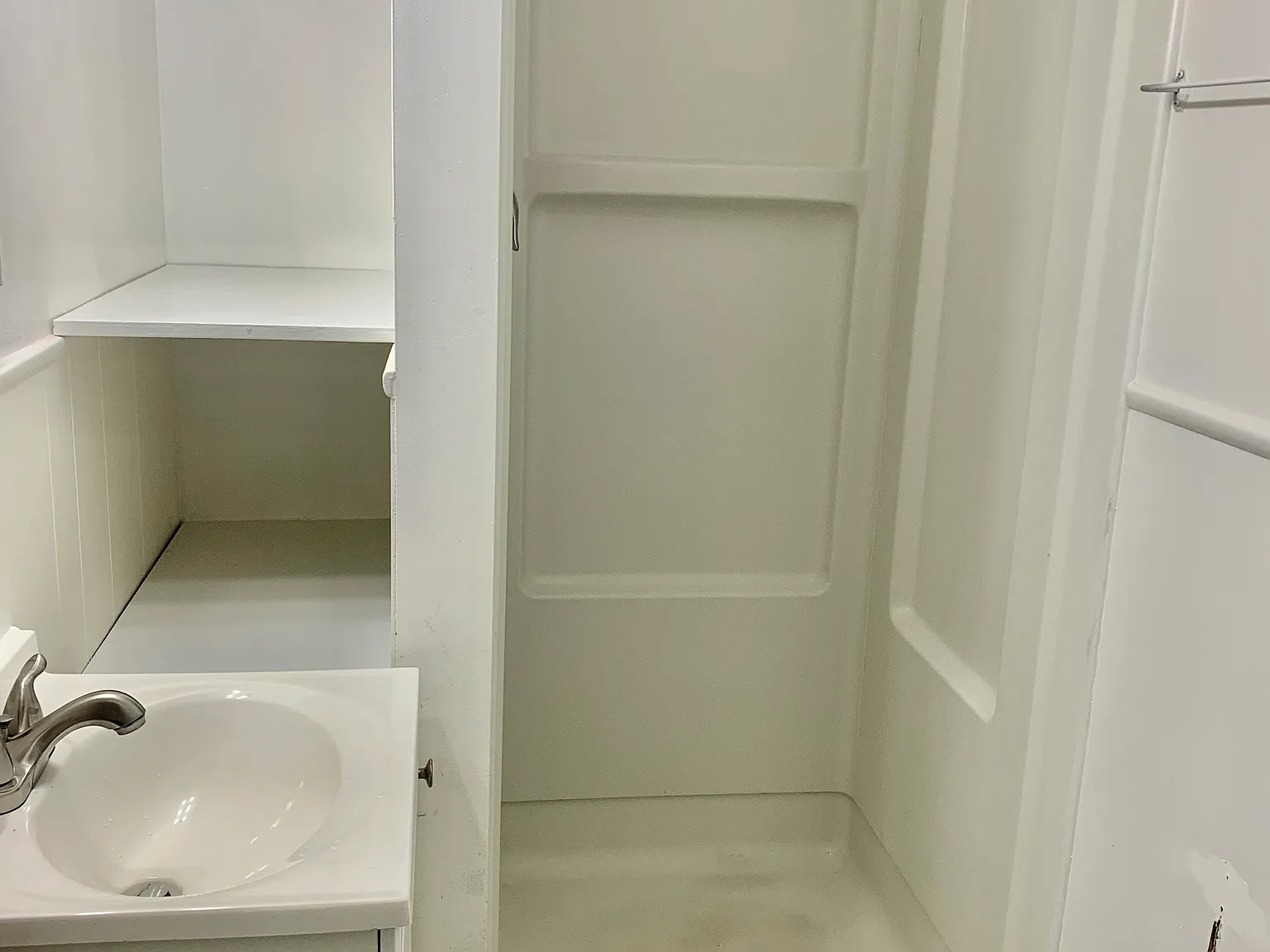 Studio, 350 sqft, $1,250 — Photo 2