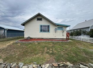1032 E 2nd Ave N, Columbus, MT 59019