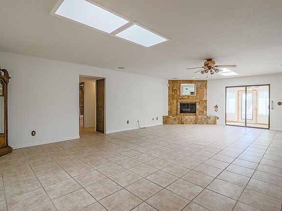 4th image of 16639 E Glenbrook Blvd