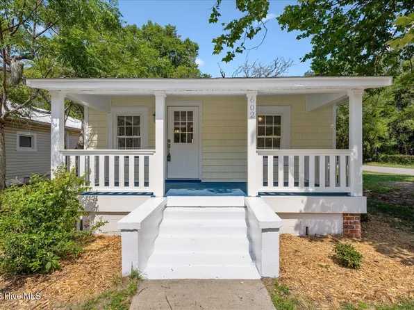 602 N Lord Street, Southport, NC 28461