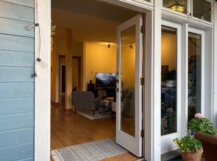 2213 Yale Ave E Unit A, Seattle, WA 98102