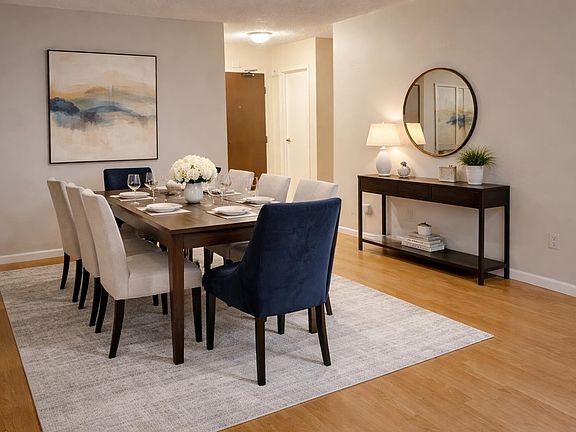 2nd image of 8460 Ackroyd Rd #105