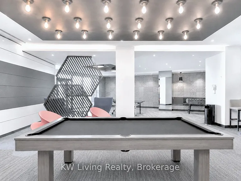 159 Wellesley St E #3309 — Photo 12