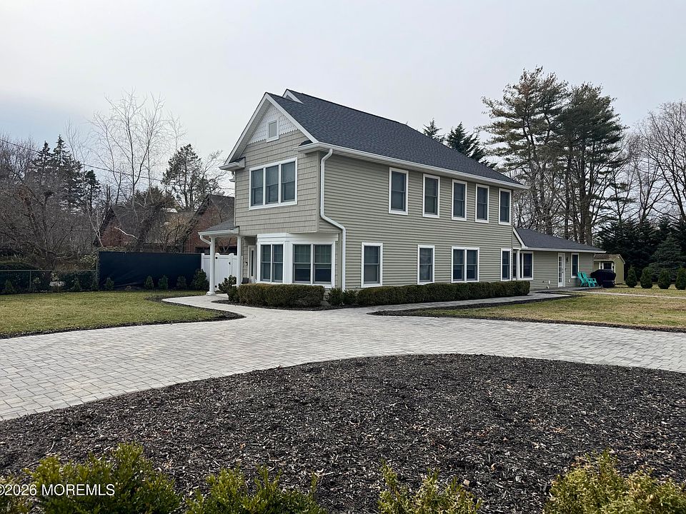 1st image of 41 Brookwillow Ave
