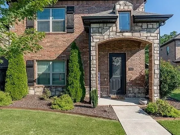 529 N Salem Rd, Fayetteville, AR 72704
