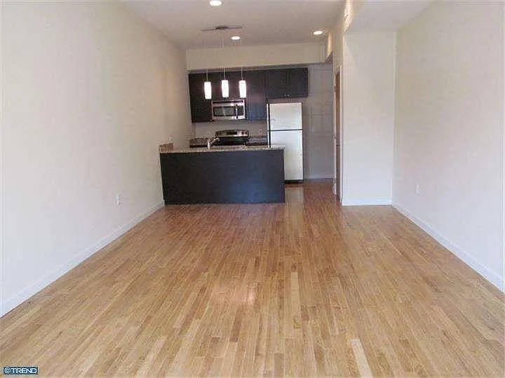326 N Sloan St #2 — Photo 2